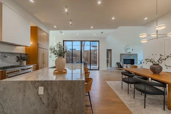 $1,924,000 | 7319 Casa Loma Avenue, Dallas, TX 75214