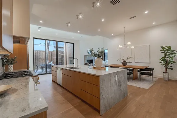 $1,924,000 | 7319 Casa Loma Avenue, Dallas, TX 75214