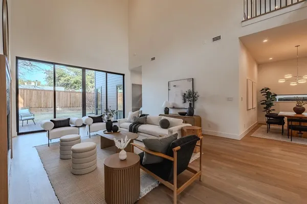 $1,924,000 | 7319 Casa Loma Avenue, Dallas, TX 75214