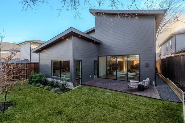 $1,924,000 | 7319 Casa Loma Avenue, Dallas, TX 75214