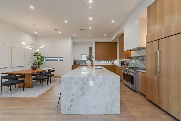 $1,924,000 | 7319 Casa Loma Avenue, Dallas, TX 75214