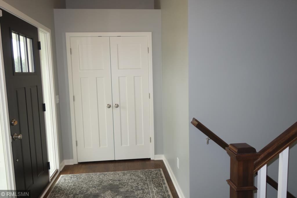 4-yyy Rice Street St. Paul, MN 55126 - Photo 6 of 14 Gallery Image 6