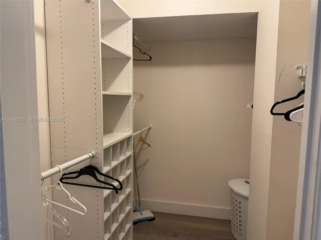 $2,200 | 2500 Parkview Drive, Unit 1610, Hallandale Beach, FL 33009