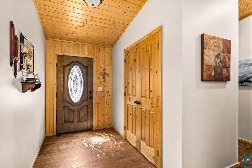 7 High Forest Trail Lutsen, MN 55612 - Photo 2 of 33