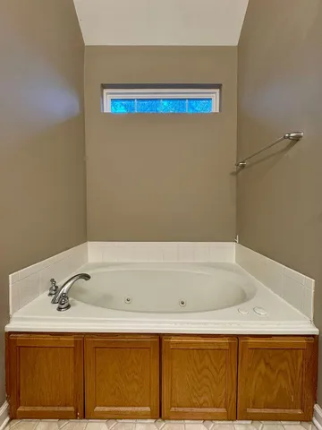 $2,350 | 7564 Passport Drive, Ooltewah, TN 37363