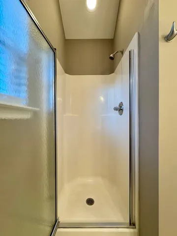 $2,350 | 7564 Passport Drive, Ooltewah, TN 37363