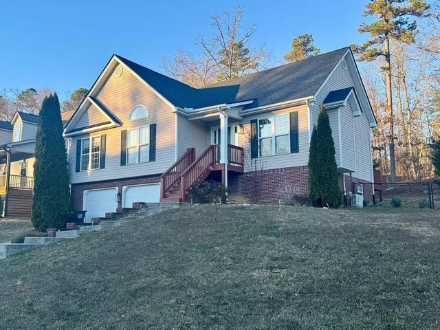 $2,350 | 7564 Passport Drive, Ooltewah, TN 37363