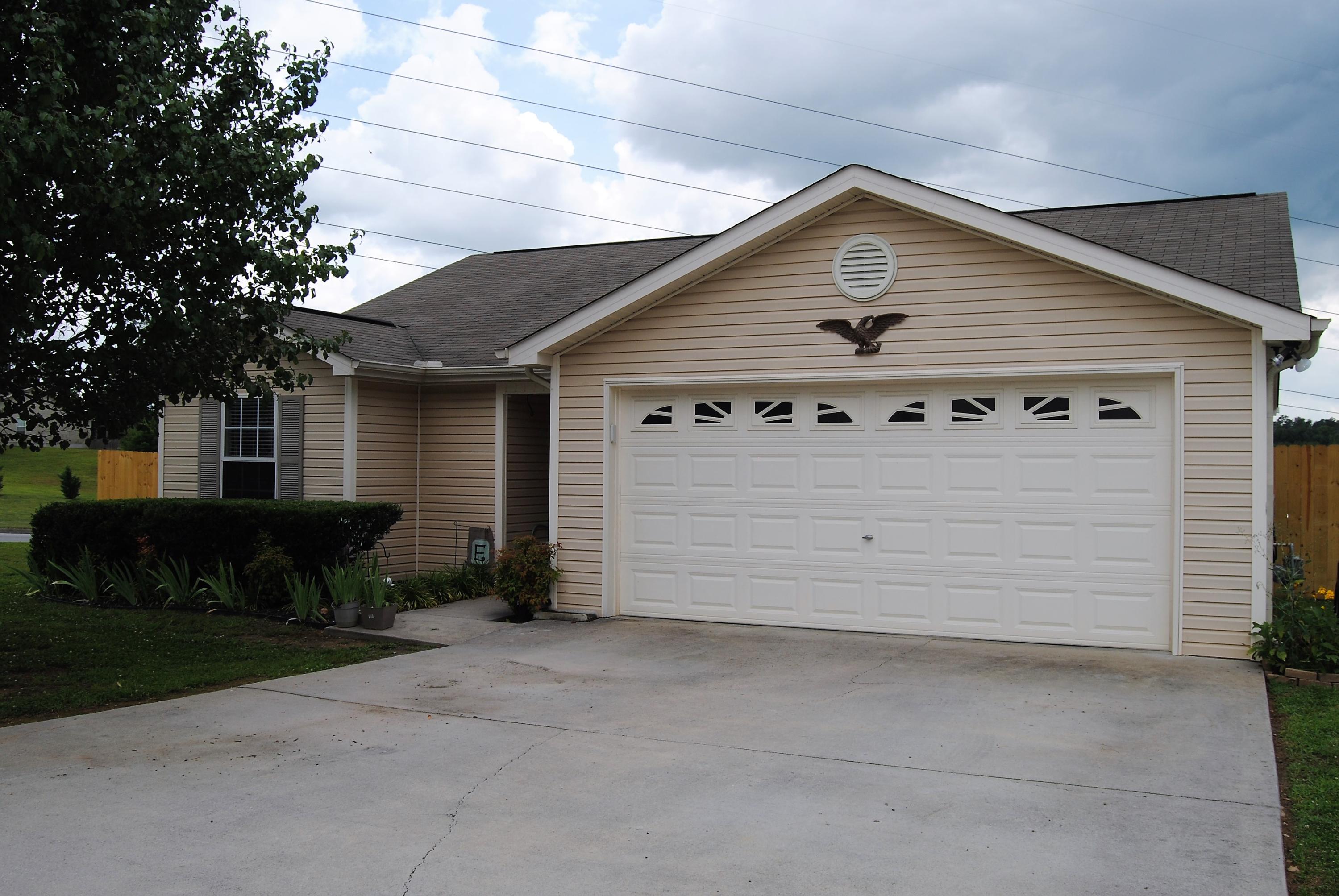 6555 Hugh Willis Road Powell, TN 37849 - Photo 1 of 29 DSC_0184