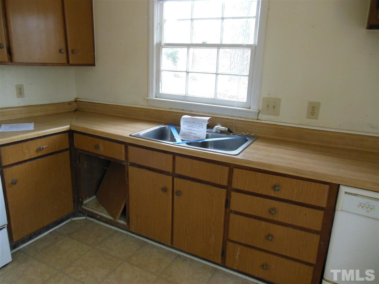 513 Forest Ridge Road Garner, NC 27529 - Photo 2 of 13 Gallery Image 2