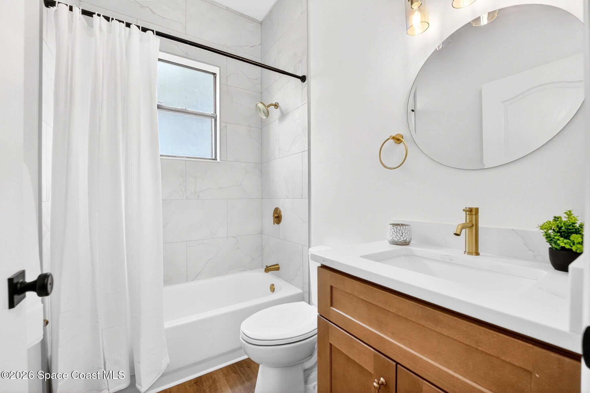 119 Ridgemont Circle Southeast Palm Bay, FL 32909 - Photo 14 of 25 GUEST BATH