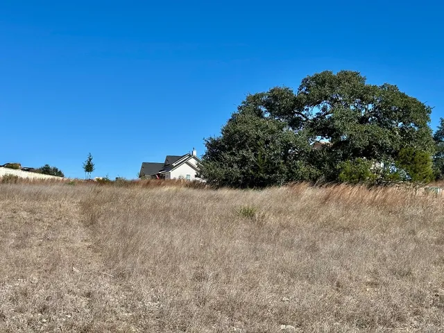 a view of a dry field