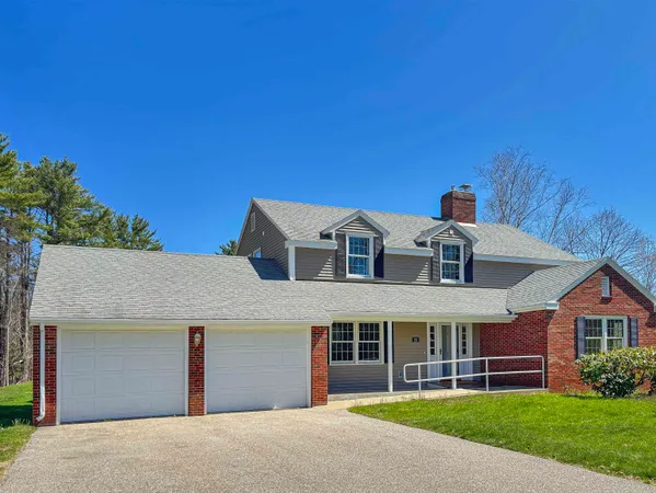 $825,000 | 25 Emerson Road, Durham, NH 03824