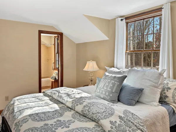 $825,000 | 25 Emerson Road, Durham, NH 03824