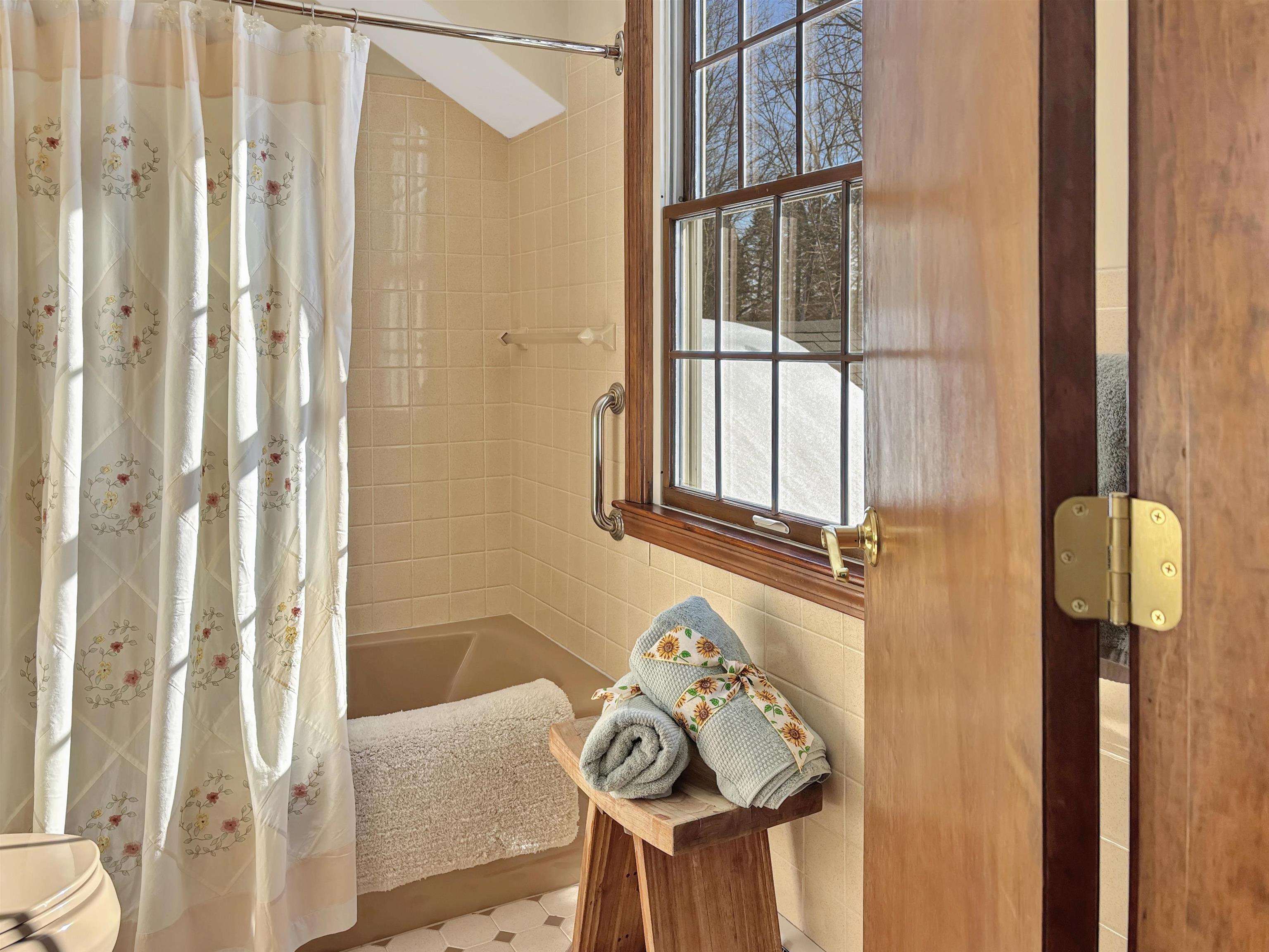 25 Emerson Road Durham, NH 03824 - Photo 15 of 22