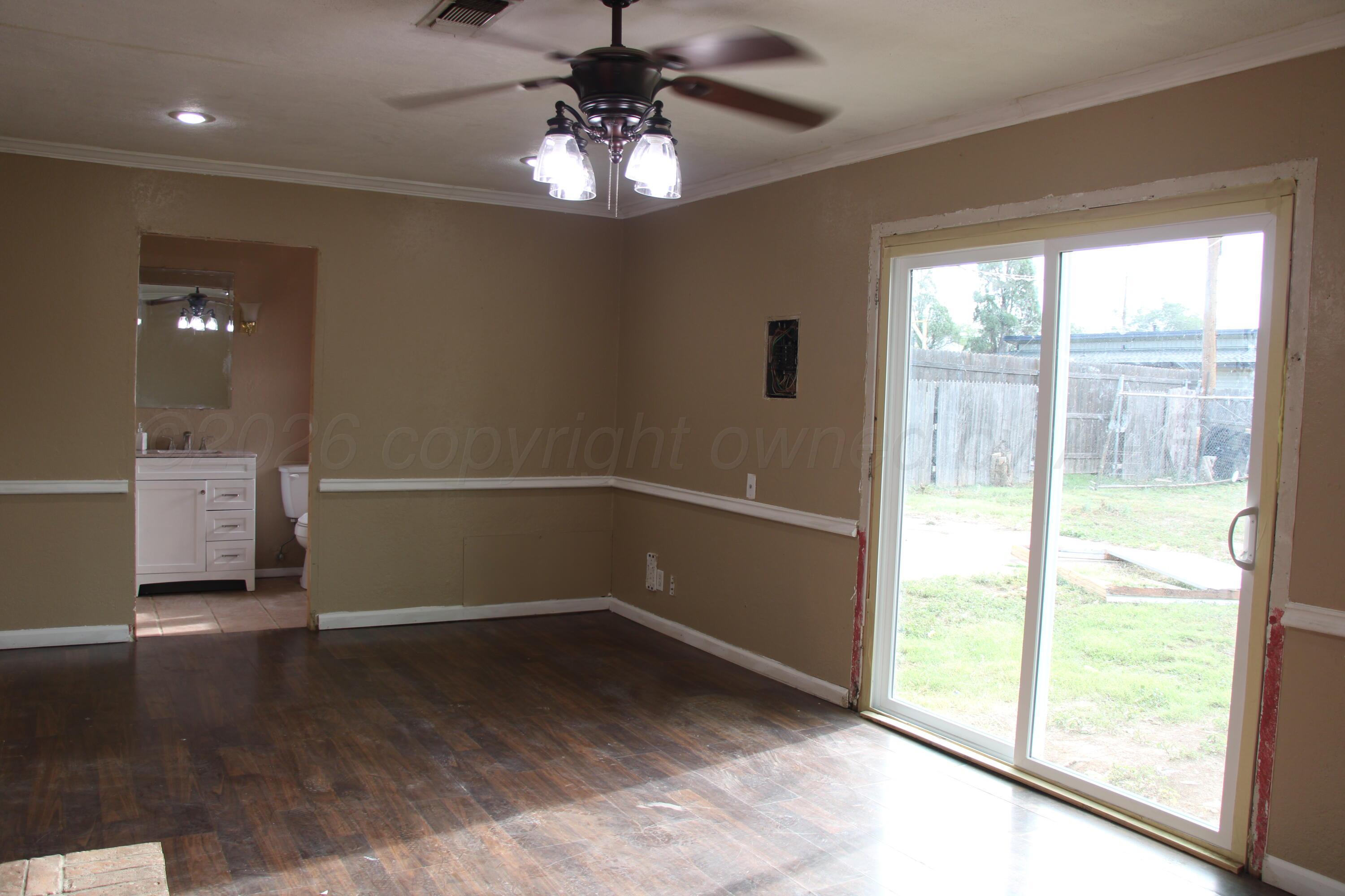 4203 South Bonham Street Amarillo, TX 79110 - Photo 5 of 11 IMG_3293