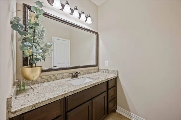 $585,000 | 30823 Raleigh Creek Drive, Tomball, TX 77375