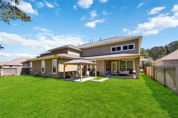 $585,000 | 30823 Raleigh Creek Drive, Tomball, TX 77375