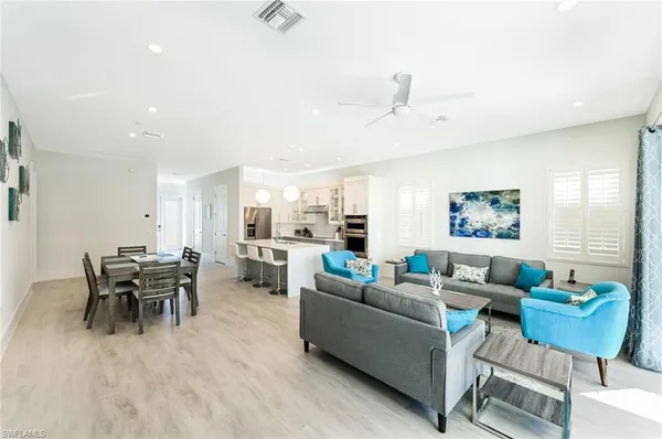 $25,000 | 596 111th Avenue North, Naples, FL 34108