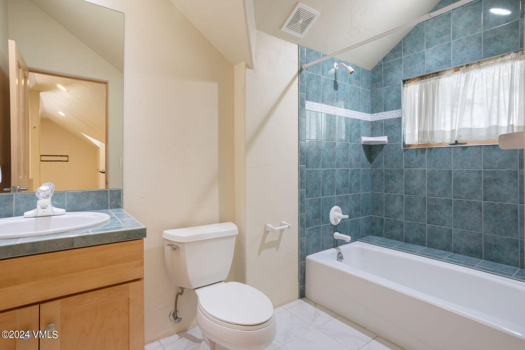 4765 Wildridge Road Avon, CO 81620 - Photo 28 of 44 Bathroom