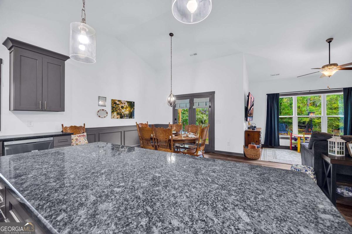 153 North Point Circle Hartwell, GA 30643 - Photo 25 of 60