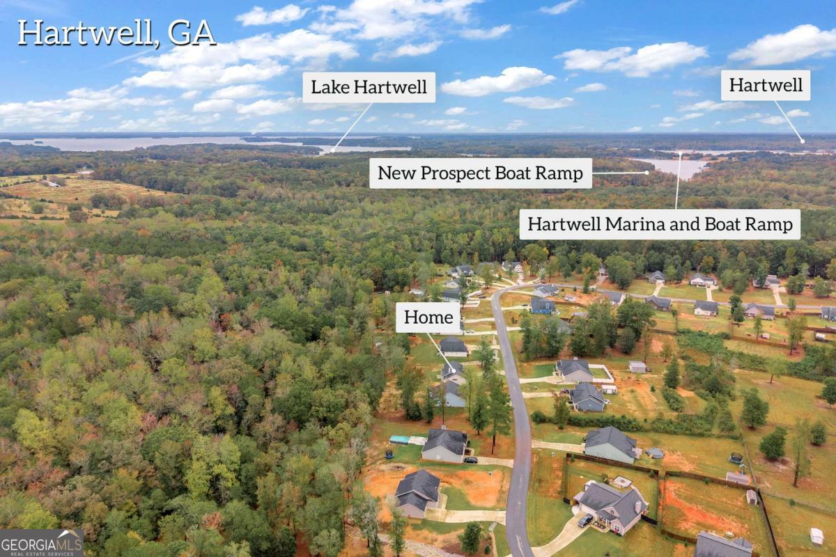 153 North Point Circle Hartwell, GA 30643 - Photo 57 of 60