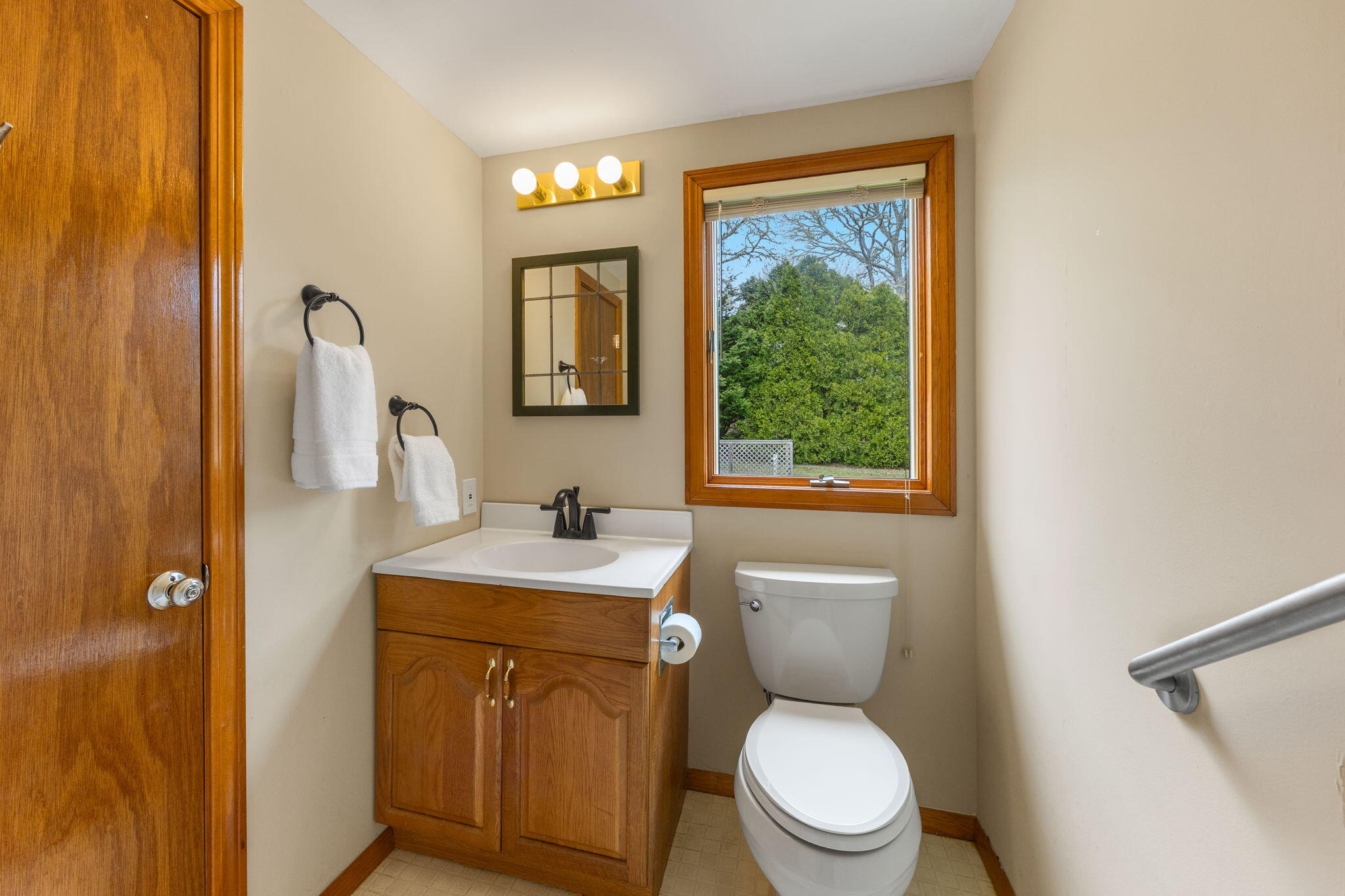 61 Oak Hill Road Chatham, MA 02633 - Photo 24 of 44 .