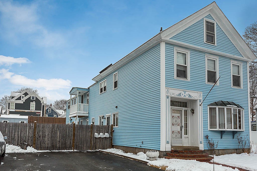 21 Franklin Street Woburn, MA 01801 - Photo 1 of 17