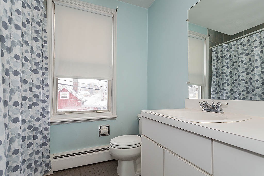 21 Franklin Street Woburn, MA 01801 - Photo 11 of 17