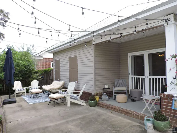 $2,100 | 1531 North 12th Avenue, Pensacola, FL 32503