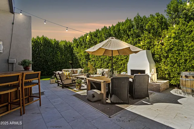 $830,000 | 216 West Winged Foot Road, Phoenix, AZ 85023