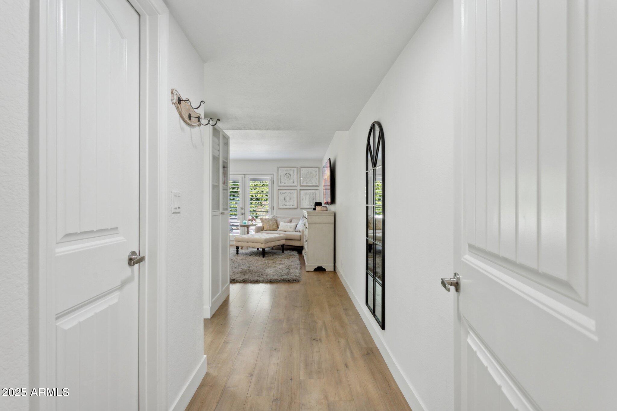 216 West Winged Foot Road Phoenix, AZ 85023 - Photo 14 of 57 Primary Suite