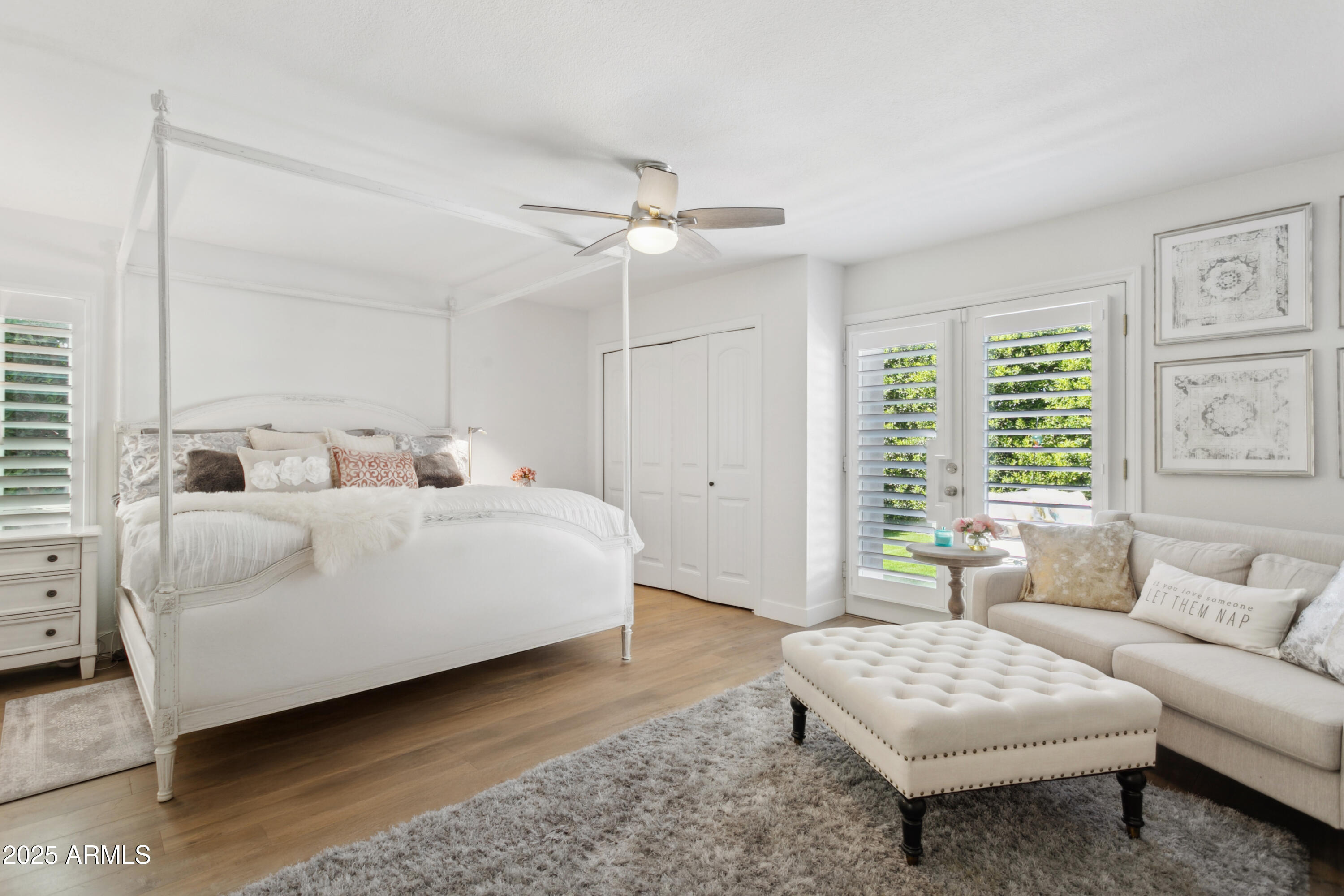 216 West Winged Foot Road Phoenix, AZ 85023 - Photo 15 of 55 a living room with furniture and a large window