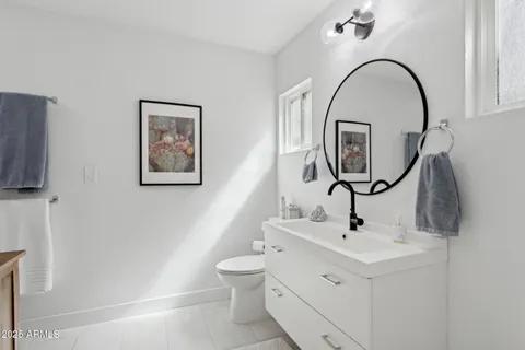 $815,000 | 216 West Winged Foot Road, Phoenix, AZ 85023