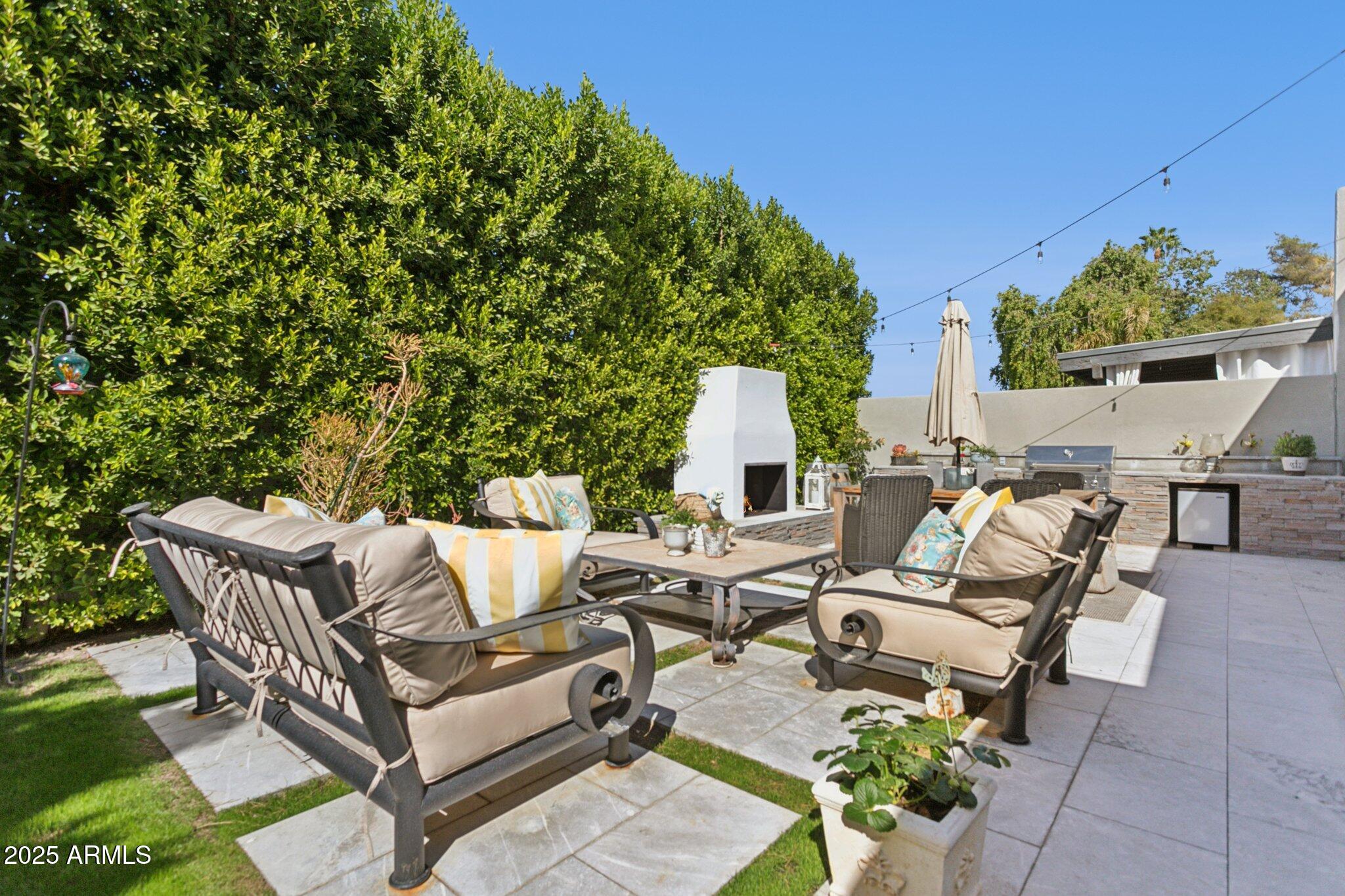 216 West Winged Foot Road Phoenix, AZ 85023 - Photo 32 of 55 a view of patio with outdoor seating