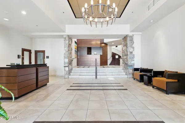 $815,000 | 216 West Winged Foot Road, Phoenix, AZ 85023
