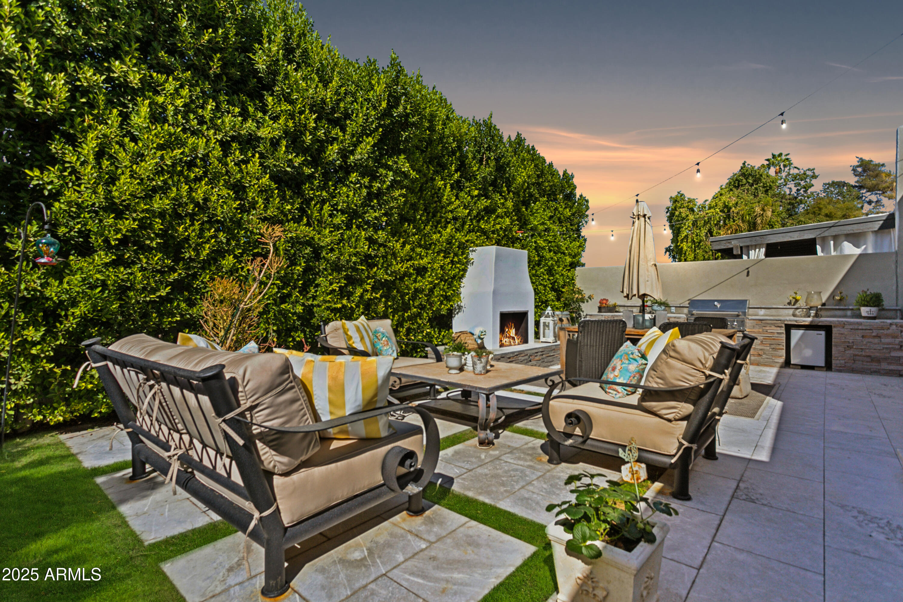 216 West Winged Foot Road Phoenix, AZ 85023 - Photo 53 of 55 a view of patio with outdoor seating