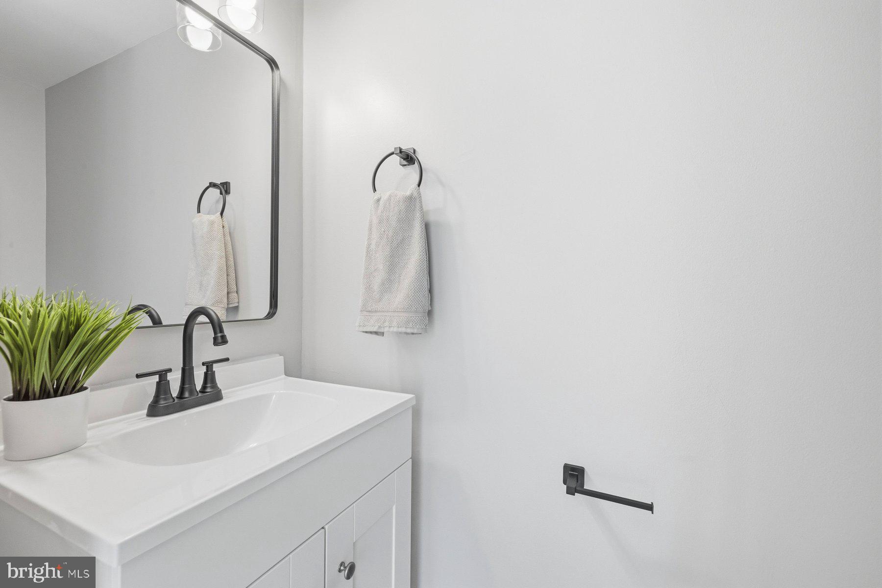 1923 Lyttonsville Road, Unit 1923 Silver Spring, MD 20910 - Photo 8 of 52
