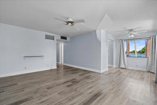 $210,000 | 2004 Lake Osborne Drive, Unit 1, Lake Worth Beach, FL 33461