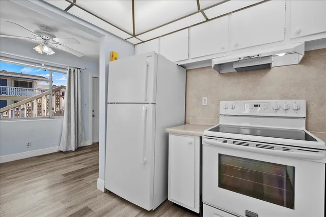 $210,000 | 2004 Lake Osborne Drive, Unit 1, Lake Worth Beach, FL 33461