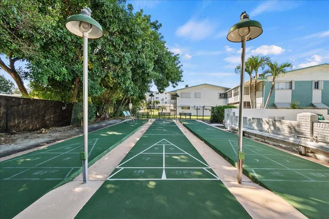 $210,000 | 2004 Lake Osborne Drive, Unit 1, Lake Worth Beach, FL 33461