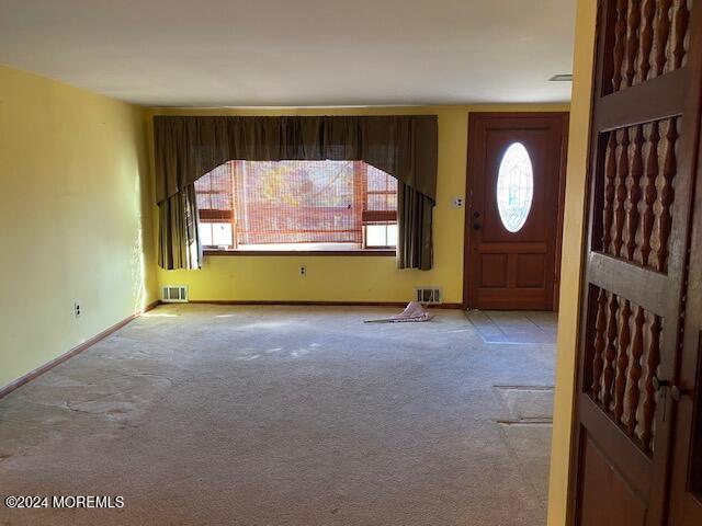 45 Portland Road Highlands, NJ 07732 - Photo 5 of 61 Living Room