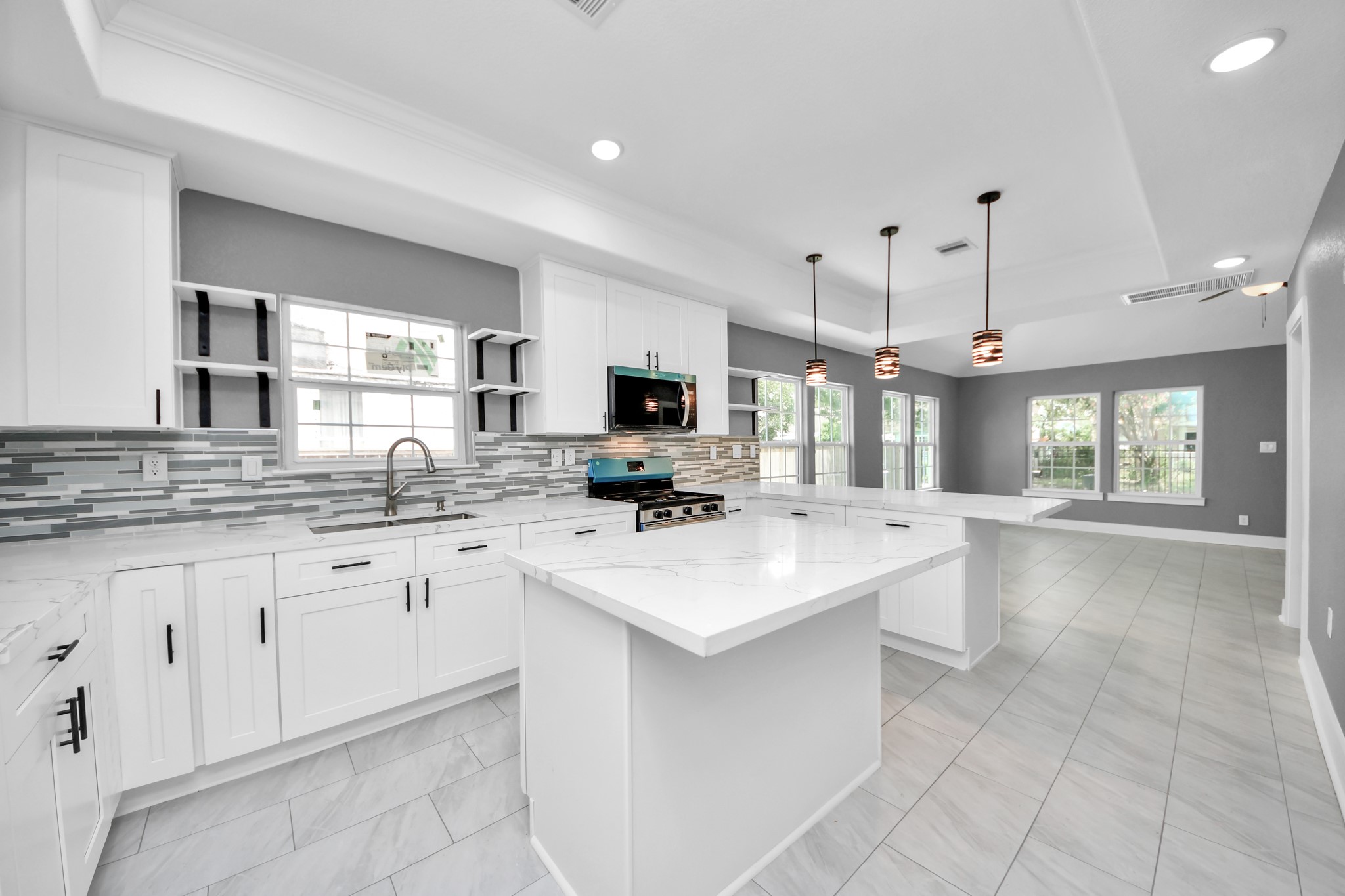 7010 Kernel Street Houston, TX 77087 - Photo 5 of 39