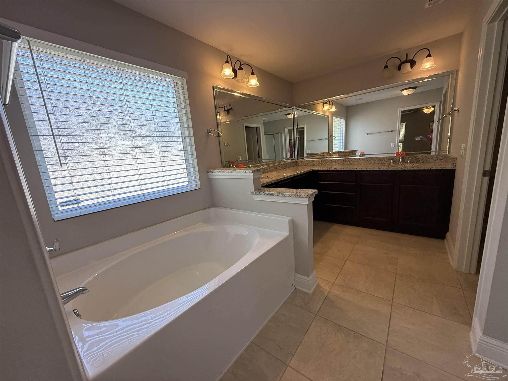 7221 Farmers Road Pensacola, FL 32526 - Photo 10 of 14 Gallery Image 10