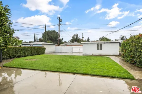 $798,000 | 18148 Hartland Street, Reseda, CA 91335