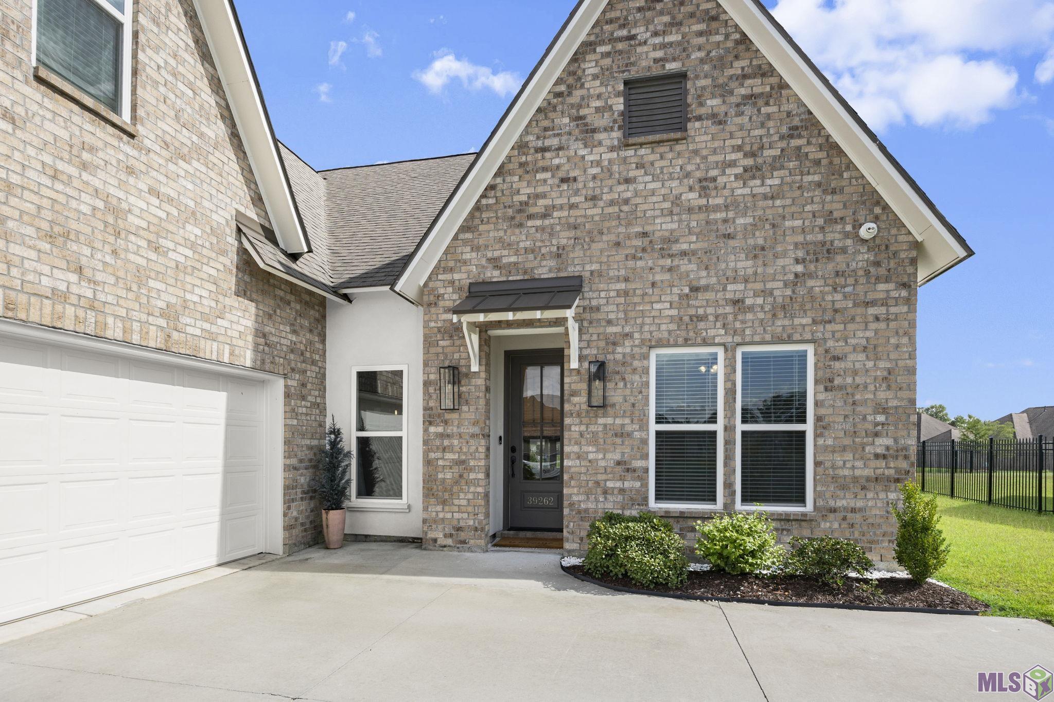 39262 Bridge Path Lane Gonzales, LA 70737 - Photo 2 of 29