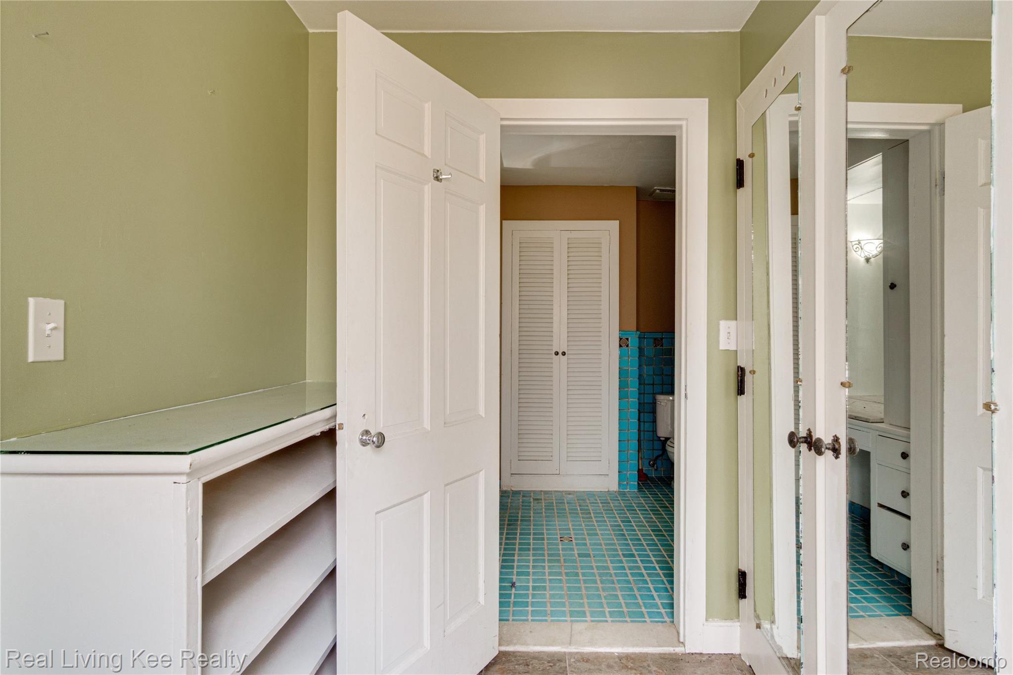 1267 Lake George Road Oakland, MI 48363 - Photo 55 of 80 Interiors (26 of 55).jpg