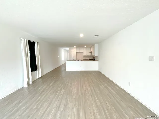 $1,550 | 6410 Kemper Place, San Antonio, TX 78220