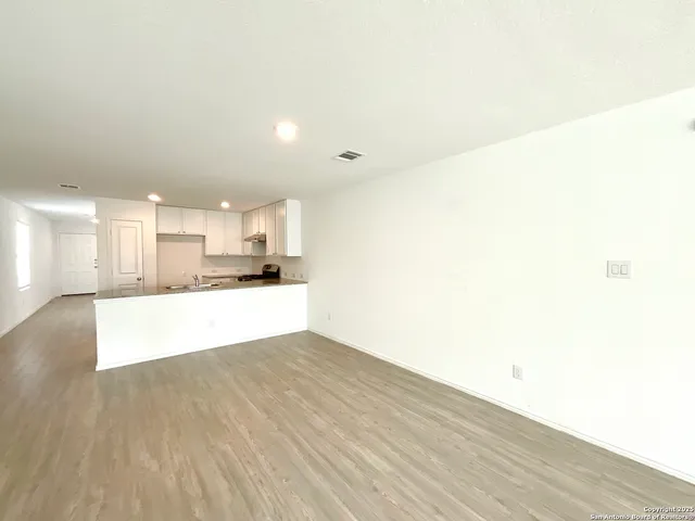 $1,550 | 6410 Kemper Place, San Antonio, TX 78220