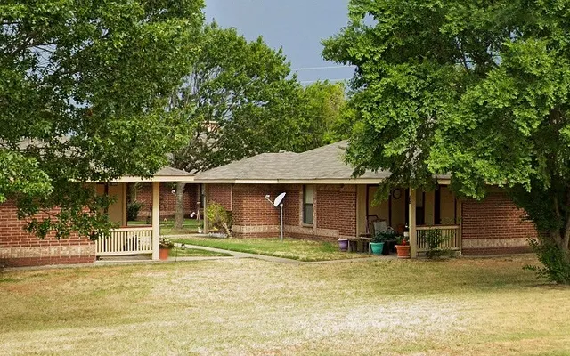 $528 | 1000 League Street South, Sulphur Springs, TX 75482