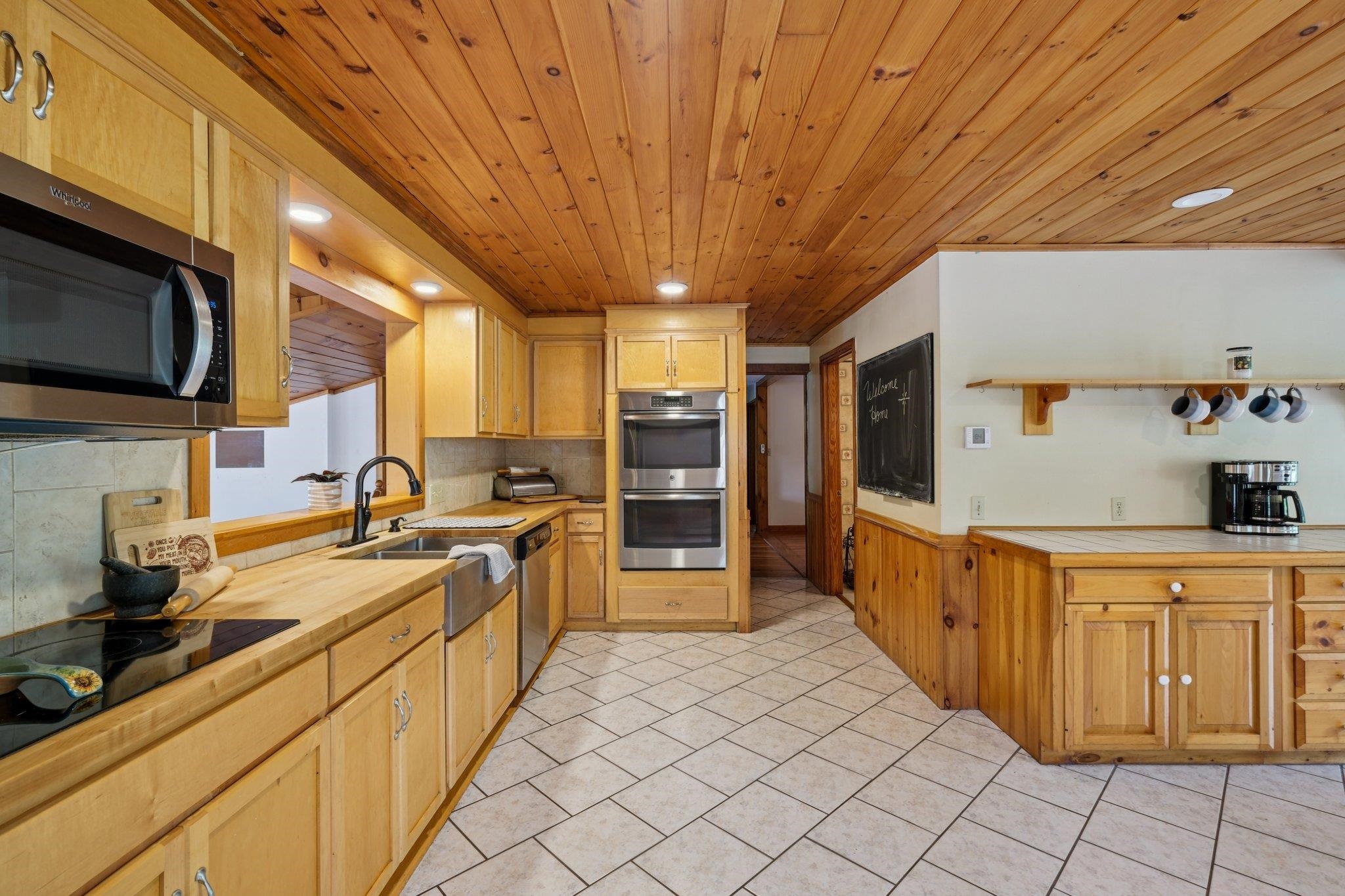 10 Critchett Road Candia, NH 03034 - Photo 7 of 40